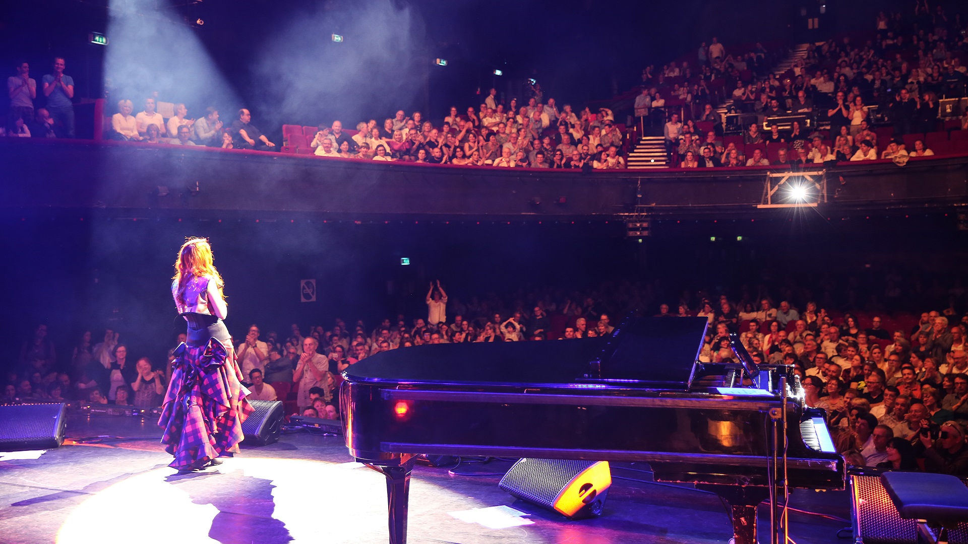 Au piano face au public de l’Olympia à Paris